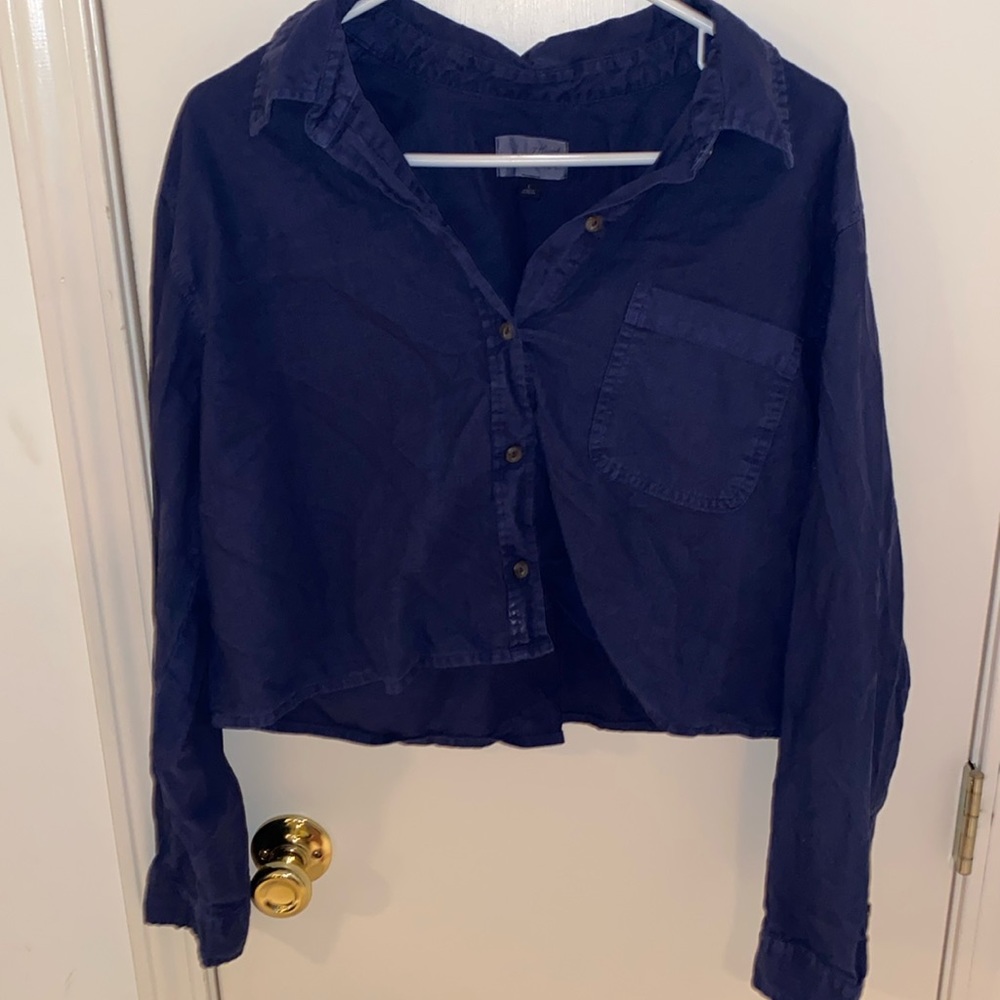 Universal thread Long sleeve crop top shirt